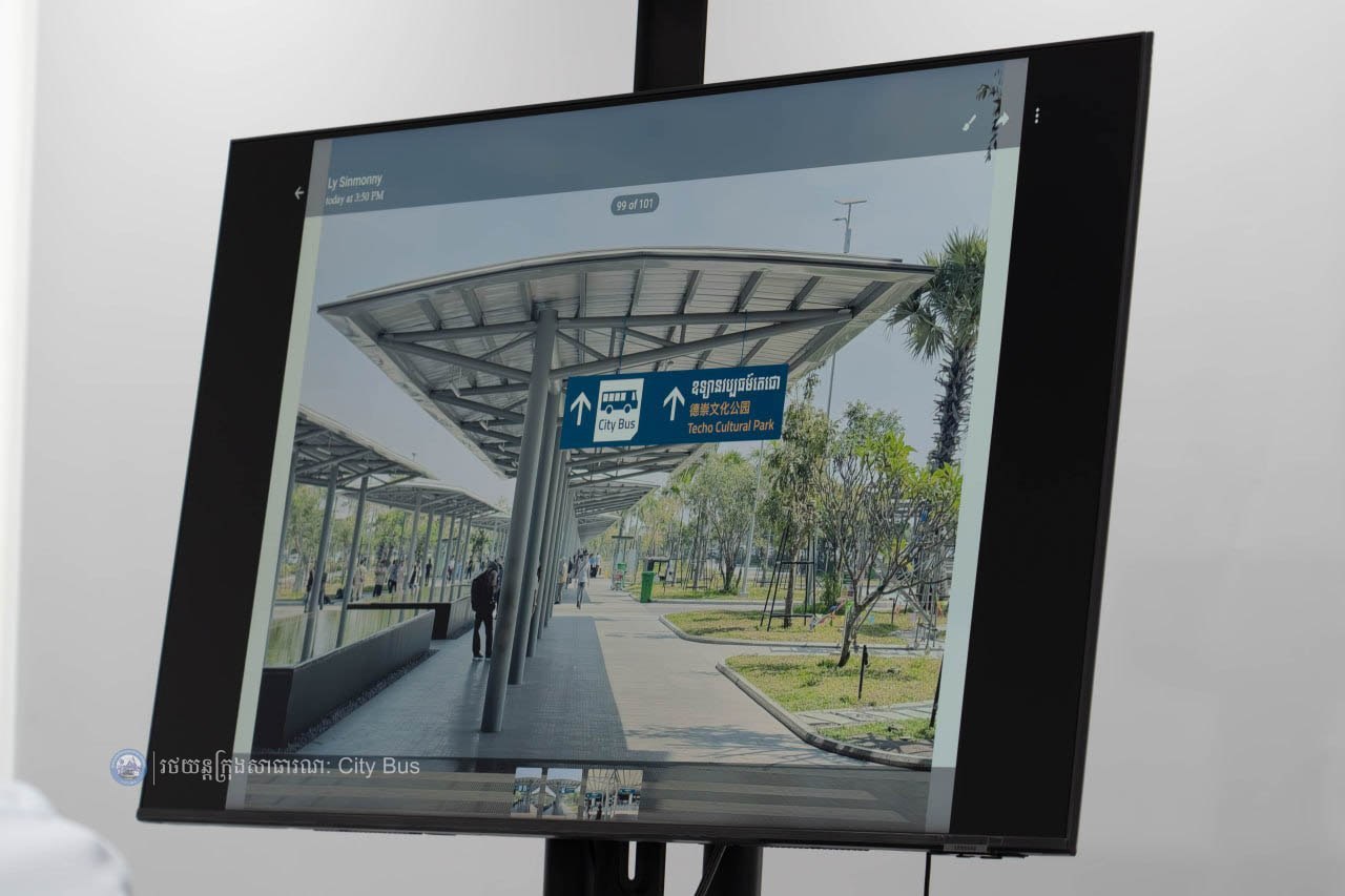 ពិធីចុះហត្ថលេខា លើឯកសារ​កិច្ច​សហប្រតិបត្តិការ​អនុវត្ត​គម្រោង​កែលម្អ​ប្រសិទ្ធភាព​សេវា​រថយន្ត​ក្រុង​សាធារណៈ​សម្រាប់​ខ្សែ​រត់​ទៅ​អាកាសយានដ្ឋាន​អន្តរជាតិ​តេជោ​ Airport Express Bus - image 24