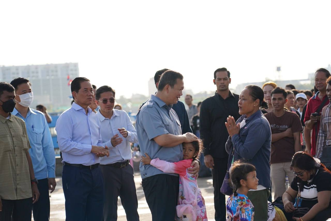 សេចក្ដីជូនដំណឹង​ ស្ដីពីការបម្រើសេវាដឹកជញ្ជូនសាធារណៈរថយន្តក្រុង​ ដោយមិនបង់ប្រាក់រយៈពេល០៦ថ្ងៃ​ នៅក្នុងឱកាសពិធីបុណ្យចូលឆ្នាំថ្មីប្រពៃណីជាតិខ្មែរ​ ឆ្នាំមមី​ អដ្ឋស័ក​ ពុទ្ធសករាជ​ ២៥៧០។ - image 5