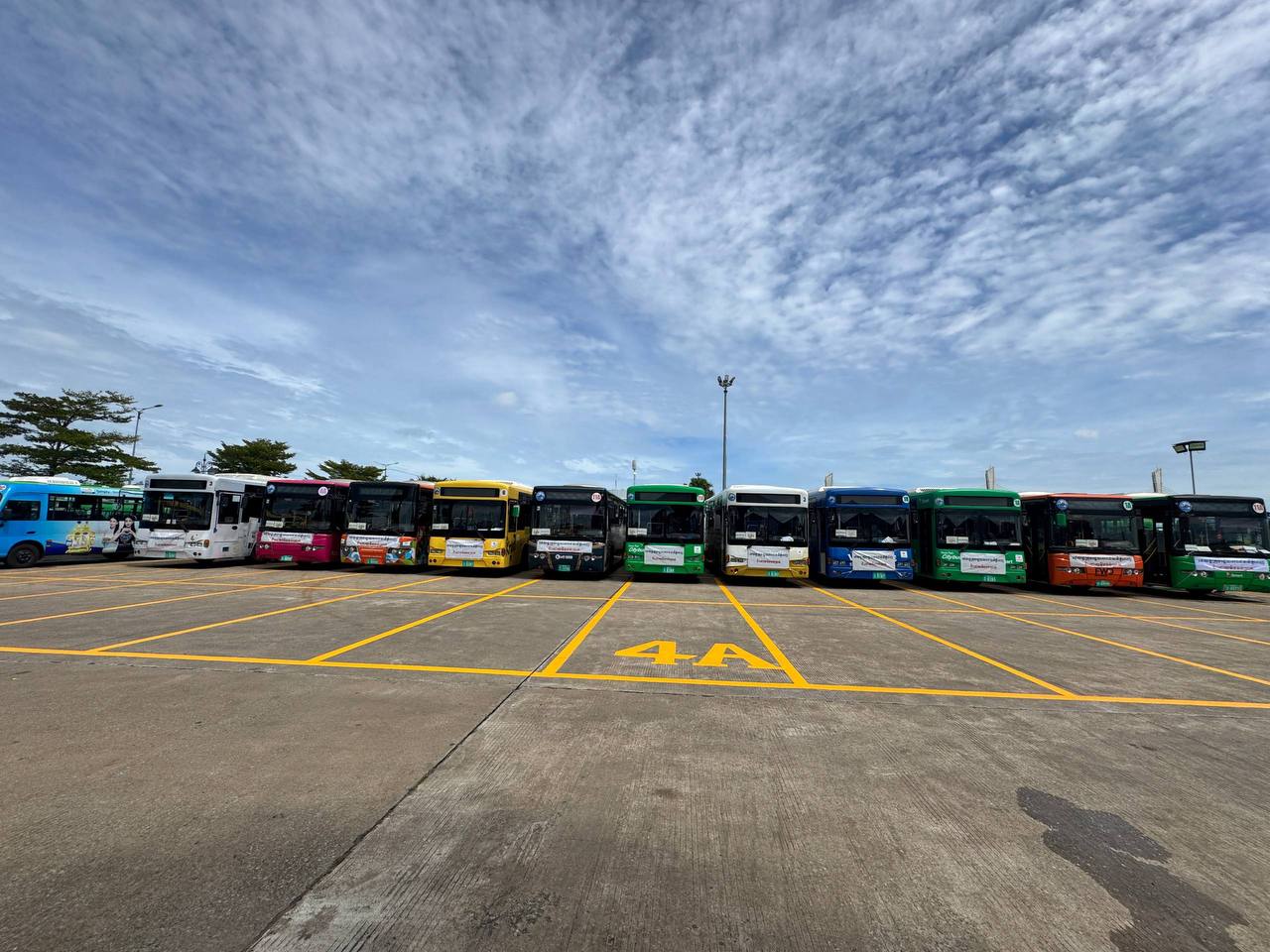 សេចក្ដីជូនដំណឹង​ ស្ដីពីការបម្រើសេវាដឹកជញ្ជូនសាធារណៈរថយន្តក្រុង​ ដោយមិនបង់ប្រាក់រយៈពេល០៦ថ្ងៃ​ នៅក្នុងឱកាសពិធីបុណ្យចូលឆ្នាំថ្មីប្រពៃណីជាតិខ្មែរ​ ឆ្នាំមមី​ អដ្ឋស័ក​ ពុទ្ធសករាជ​ ២៥៧០។ - image 8