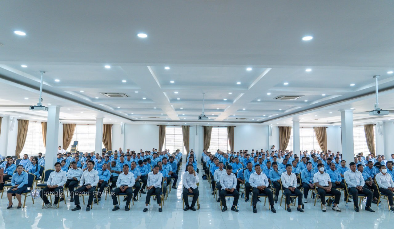 រដ្ឋាករស្វយ័តសាធារណៈរថយន្តក្រុង (City Bus) រាជធានីភ្នំពេញបានរៀបចំវគ្គបណ្តុះបណ្តាលស្តីពី “ ជំនាញបច្ចេកទេសបើកបររថយន្តក្រុង សម្រាប់បម្រើសេវាដឹក ជញ្ជូនសាធារណៈរថយន្តក្រុងក្នុងរាជធានីភ្នំពេញ” - image 12