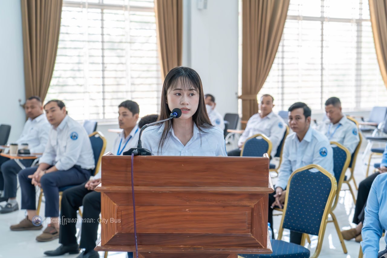 រដ្ឋាករស្វយ័តសាធារណៈរថយន្តក្រុង (City Bus) រាជធានីភ្នំពេញបានរៀបចំវគ្គបណ្តុះបណ្តាលស្តីពី “ ជំនាញបច្ចេកទេសបើកបររថយន្តក្រុង សម្រាប់បម្រើសេវាដឹក ជញ្ជូនសាធារណៈរថយន្តក្រុងក្នុងរាជធានីភ្នំពេញ” - image 17